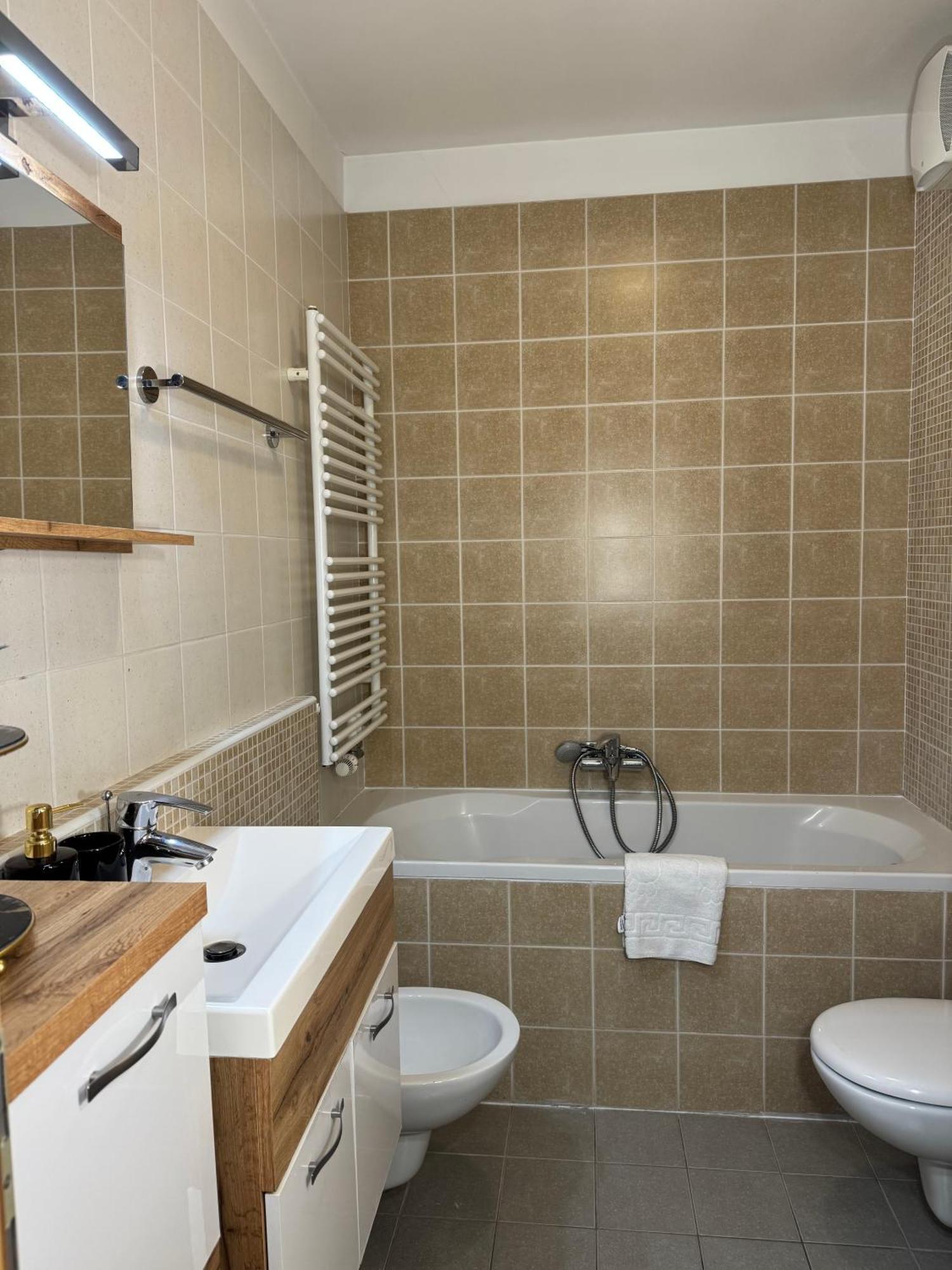 Apartamento Titanium Izola Exterior foto